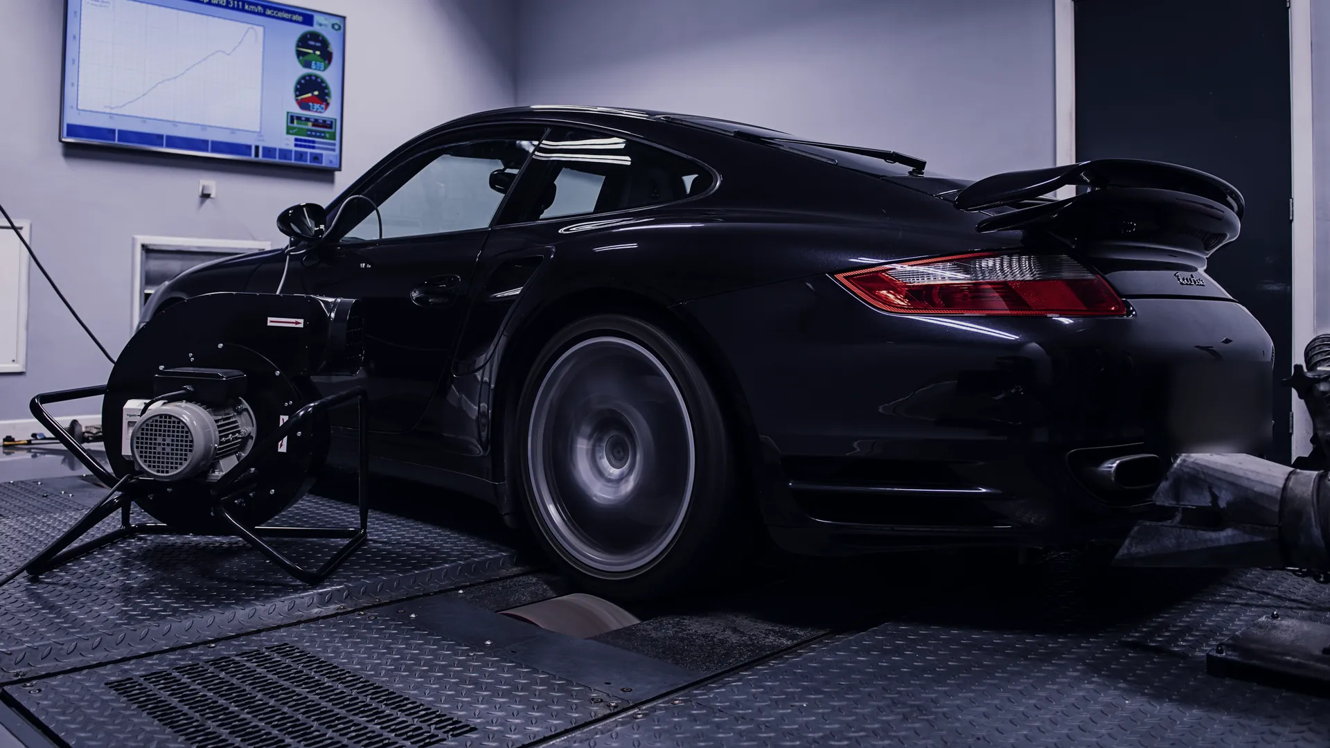 Porsche 911 Turbo on our dyno
